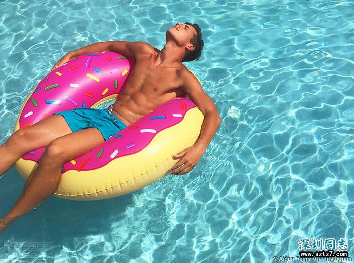 这个帅哭粉丝的跳水小哥,曾被误会是直男 这个帅哭粉丝的跳水小哥,曾被误会是直男