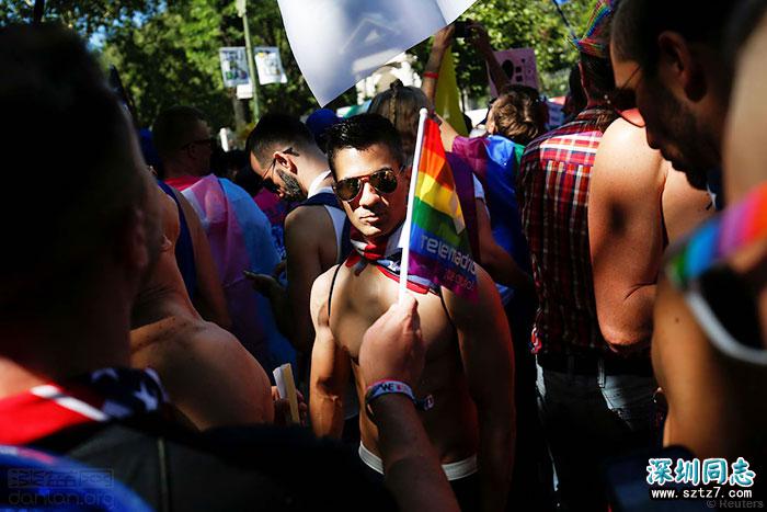 世界同志骄傲巡游在马德里举行 世界同志骄傲巡游在马德里举行