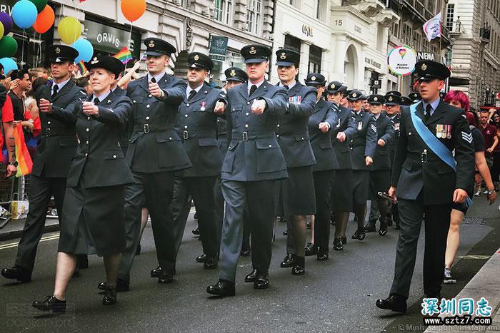 盛大的彩虹派对:伦敦同志骄傲巡游 盛大的彩虹派对:伦敦同志骄傲巡游