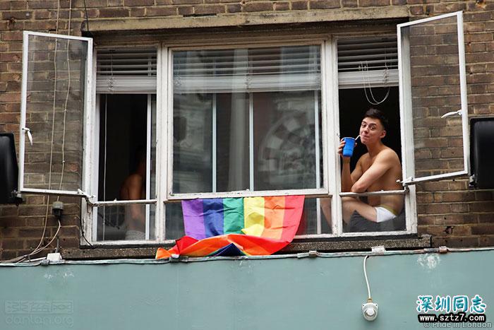 盛大的彩虹派对:伦敦同志骄傲巡游 盛大的彩虹派对:伦敦同志骄傲巡游