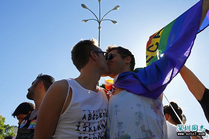 世界同志骄傲巡游在马德里举行 世界同志骄傲巡游在马德里举行