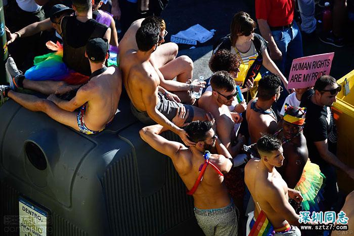 世界同志骄傲巡游在马德里举行 世界同志骄傲巡游在马德里举行