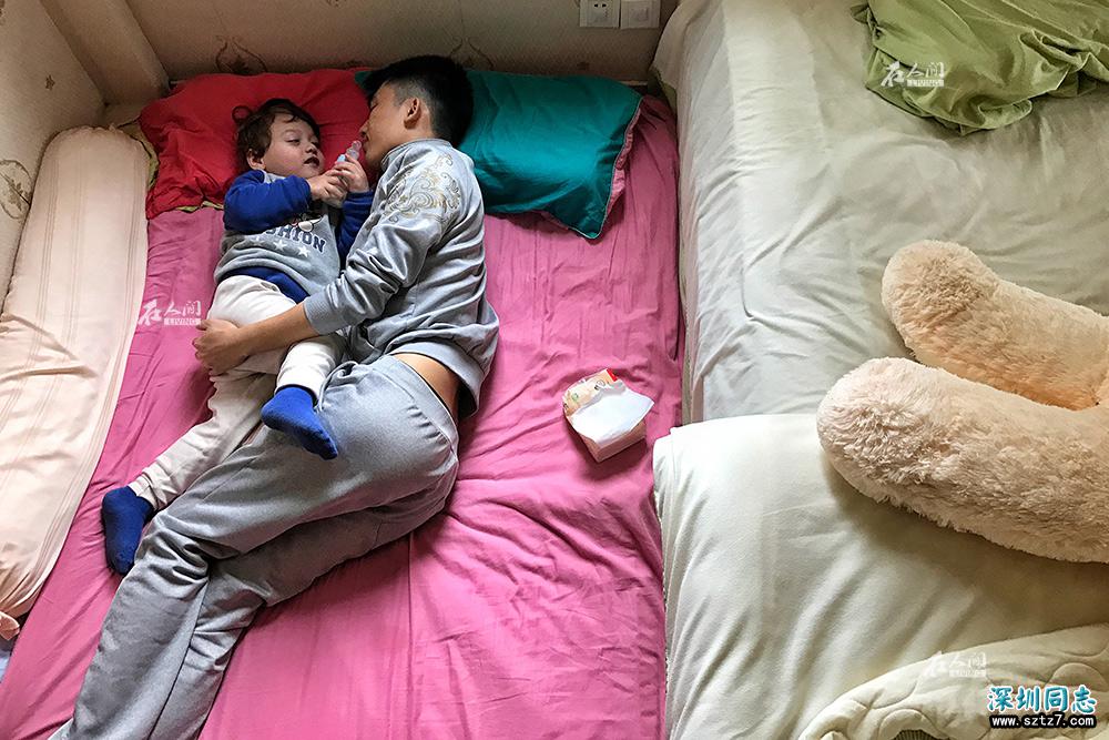 深圳一对同志花百万 代孕生下三个混血宝宝 深圳一对同志花百万 代孕生下三个混血宝宝