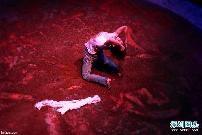 话剧《安提戈涅》在上海演出 话剧《安提戈涅》在上海演出