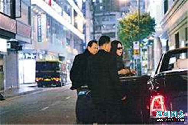 他80岁豪车出行,“私生活混乱”,还花费5亿为同性恋女儿招婿! 他80岁豪车出行,“私生活混乱”,还花费5亿为同性恋女儿招婿!