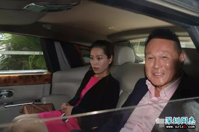 他用五亿为同性恋女儿招婿,七十多岁风流成性,香港女星为其摆布 他用五亿为同性恋女儿招婿,七十多岁风流成性,香港女星为其摆布