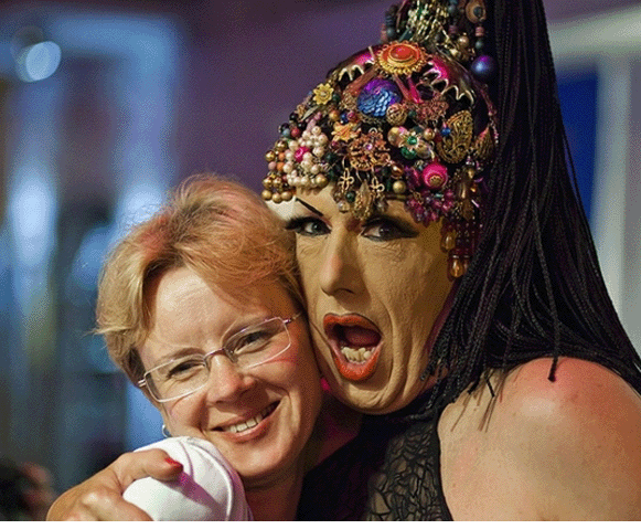 西班牙同性婚姻合法化下的生活 西班牙同性婚姻合法化下的生活