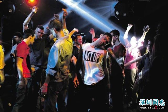 “去年有两部我最喜欢的同性题材电影” “去年有两部我最喜欢的同性题材电影”