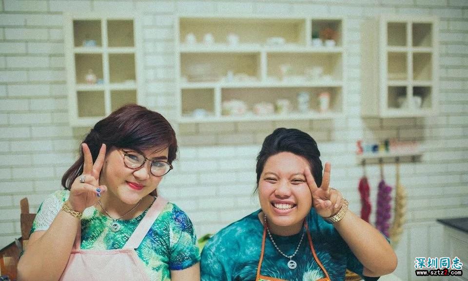 越南这对女同性恋有点“腻”,网友:说好的唯美“蕾丝边”呢 越南这对女同性恋有点“腻”,网友:说好的唯美“蕾丝边”呢