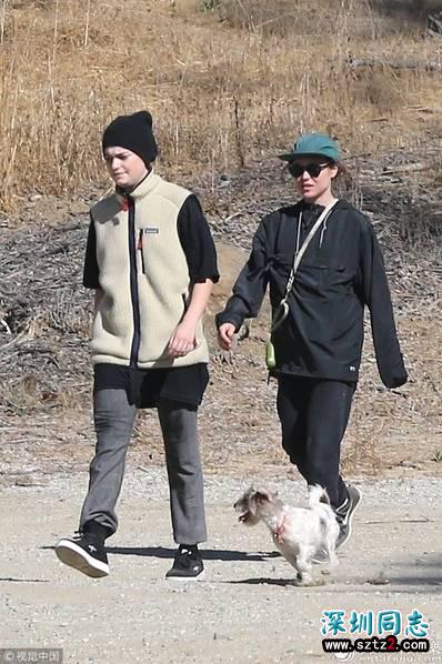 同性恋的她娶了最美的新娘 曾在2014年公开出柜 同性恋的她娶了最美的新娘 曾在2014年公开出柜