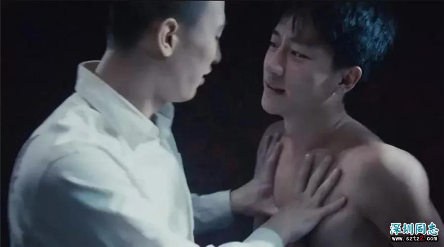 从《芳华》看冯先生的同性恋“情结” 从《芳华》看冯先生的同性恋“情结”