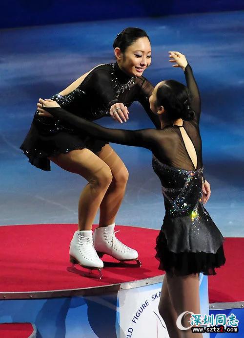 花滑男孩=同性恋=变态?他们从小被骂"基佬" 花滑男孩=同性恋=变态?他们从小被骂"基佬"