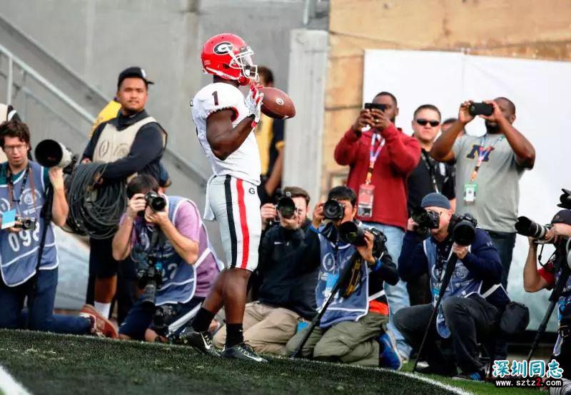 美国人认为男人玩花滑基本就是同性恋? 美国人认为男人玩花滑基本就是同性恋?