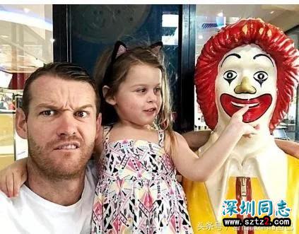 澳大利亚的一对同性恋情侣,通过试管婴儿,喜获一个宝宝! 澳大利亚的一对同性恋情侣,通过试管婴儿,喜获一个宝宝!