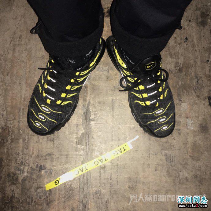 模特穿搭据说这样子的穿搭很惹人喜欢的哟! 模特穿搭据说这样子的穿搭很惹人喜欢的哟!