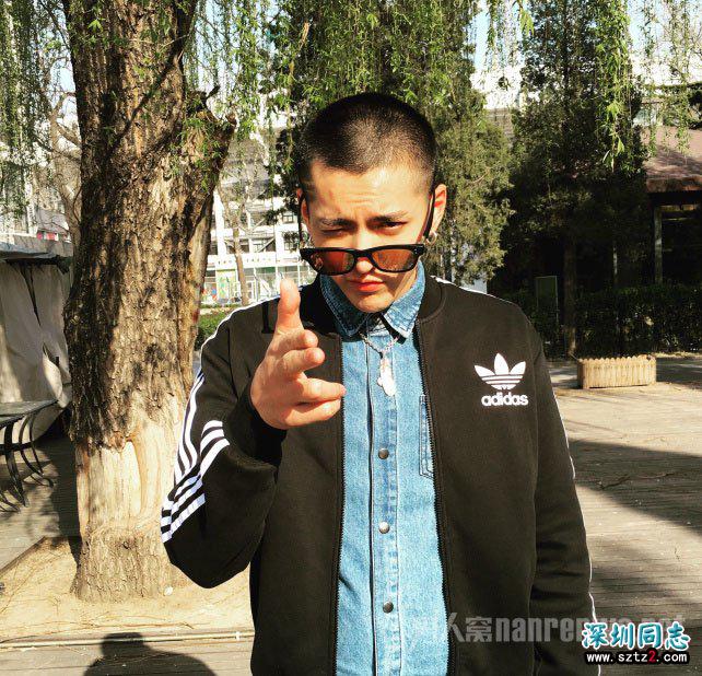 吴亦凡穿搭!帅气的人都是这么穿的哟! 吴亦凡穿搭!帅气的人都是这么穿的哟!