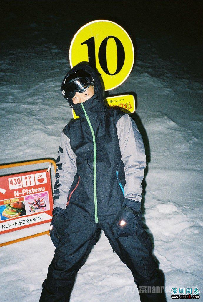 模特穿搭据说这样子的穿搭很惹人喜欢的哟! 模特穿搭据说这样子的穿搭很惹人喜欢的哟!