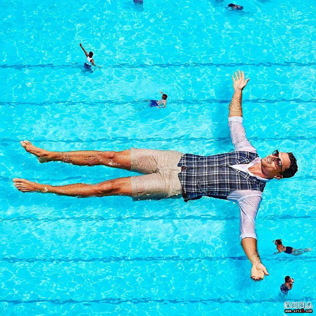 荷兰平价西装品牌Suitsupply 推出首个同性主题广告大片 荷兰平价西装品牌Suitsupply 推出首个同性主题广告大片