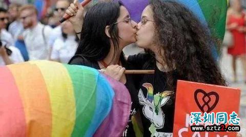 同性婚姻通过后 她竟然和女儿结了婚! 同性婚姻通过后 她竟然和女儿结了婚!