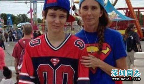 同性婚姻通过后 她竟然和女儿结了婚! 同性婚姻通过后 她竟然和女儿结了婚!