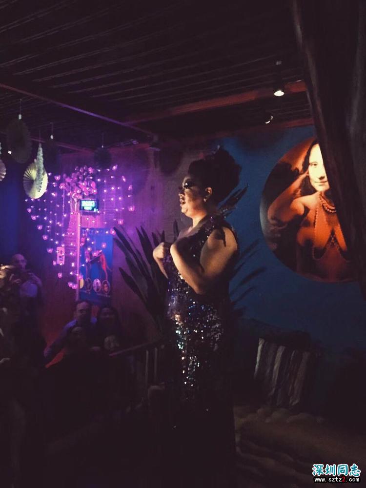 “从变装皇后身上,我学到如何做一个同性恋” “从变装皇后身上,我学到如何做一个同性恋”