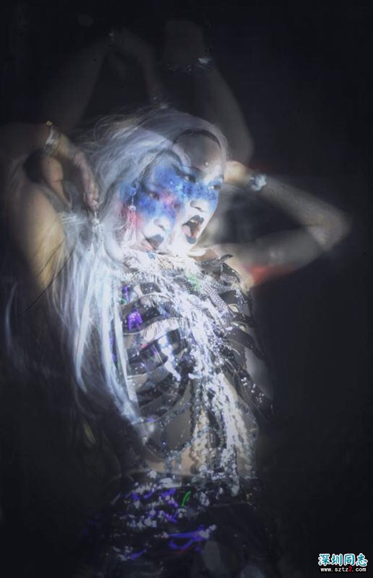 “从变装皇后身上,我学到如何做一个同性恋” “从变装皇后身上,我学到如何做一个同性恋”