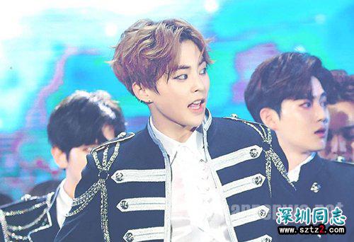 潮男微卷发型随性阳光怎么都行 潮男微卷发型随性阳光怎么都行