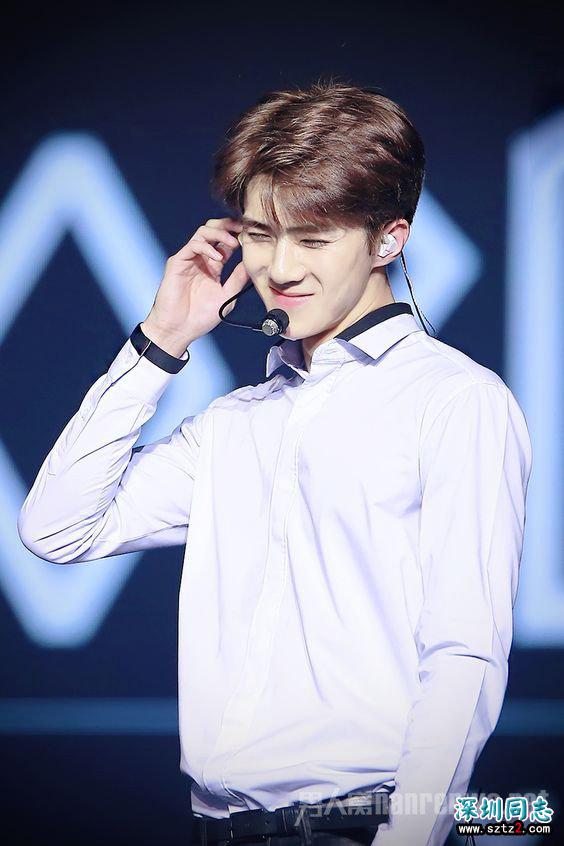 想要有青春活力的感觉换个发型试试 想要有青春活力的感觉换个发型试试