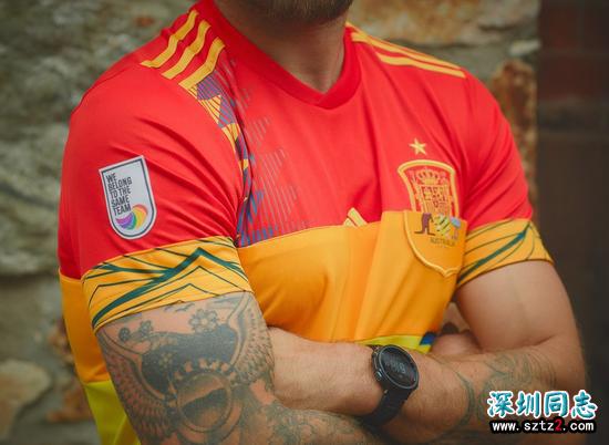 世界杯惊现彩虹色球衣!原因是为支持同性恋群体 世界杯惊现彩虹色球衣!原因是为支持同性恋群体