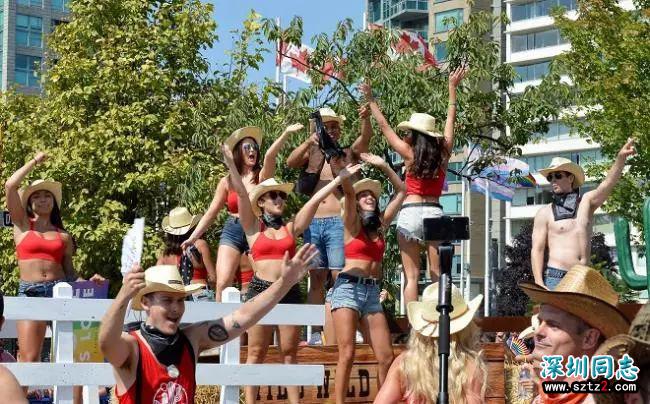 加拿大最大尺度肉体狂欢!同性恋游行!大开眼界! 加拿大最大尺度肉体狂欢!同性恋游行!大开眼界!