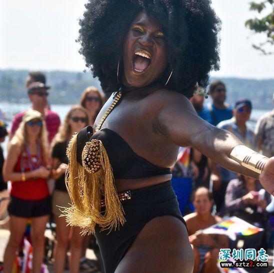 加拿大最大尺度肉体狂欢!同性恋游行!大开眼界! 加拿大最大尺度肉体狂欢!同性恋游行!大开眼界!