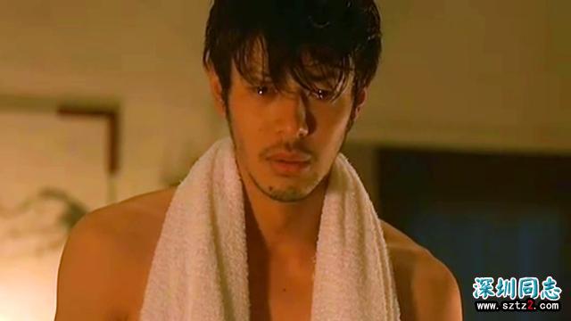 日本最帅男人拍同性电影,观众:令人窒息,想给十颗星! 日本最帅男人拍同性电影,观众:令人窒息,想给十颗星!