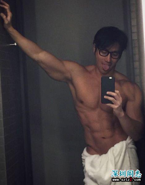 这个颜值逆天的50岁冻龄大叔,爆火网络之后,来中国发展了! 这个颜值逆天的50岁冻龄大叔,爆火网络之后,来中国发展了!