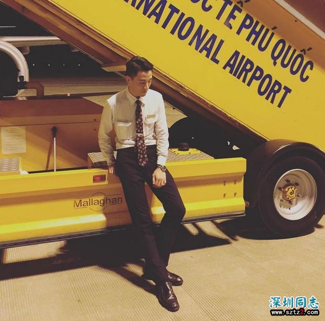 东航一名空少走红抖音,帅气逼人,阳光大男孩 东航一名空少走红抖音,帅气逼人,阳光大男孩