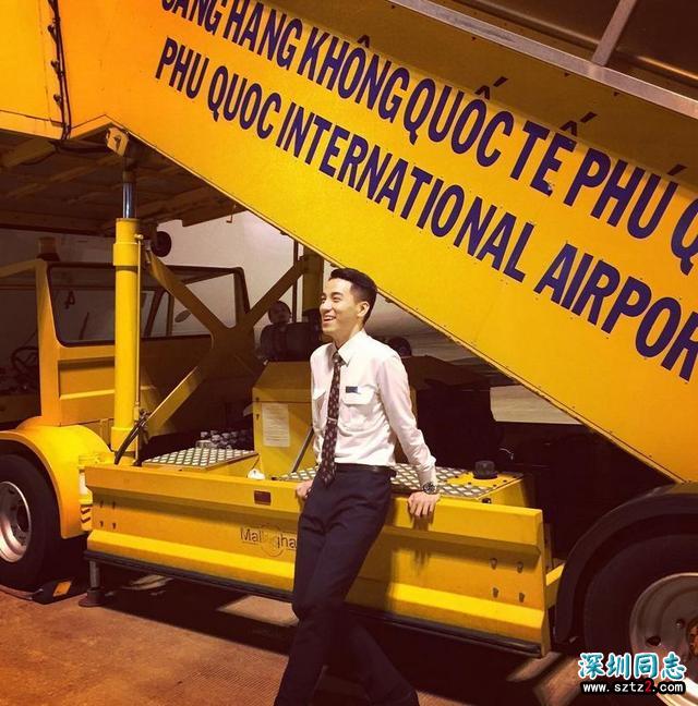 东航一名空少走红抖音,帅气逼人,阳光大男孩 东航一名空少走红抖音,帅气逼人,阳光大男孩