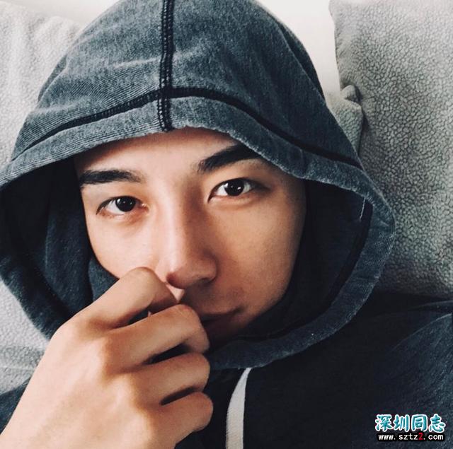 东航一名空少走红抖音,帅气逼人,阳光大男孩 东航一名空少走红抖音,帅气逼人,阳光大男孩