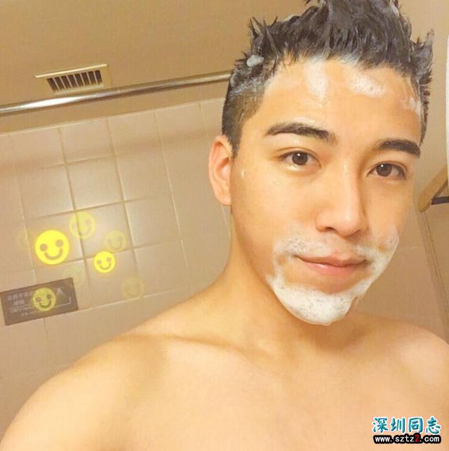 东航一名空少走红抖音,帅气逼人,阳光大男孩 东航一名空少走红抖音,帅气逼人,阳光大男孩