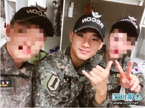 兵哥哥金秀贤近照曝光,军帽上的标志另有含义,整个人依旧帅气 兵哥哥金秀贤近照曝光,军帽上的标志另有含义,整个人依旧帅气