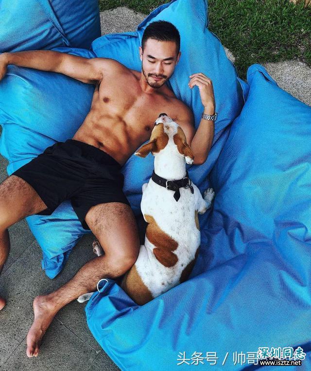 肌肉型男放弃5年军官工作,现在是一名运动博主及模特 肌肉型男放弃5年军官工作,现在是一名运动博主及模特