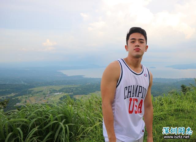 菲律宾华裔鲜肉David Licauco,95年的男孩,六块腹肌 菲律宾华裔鲜肉David Licauco,95年的男孩,六块腹肌