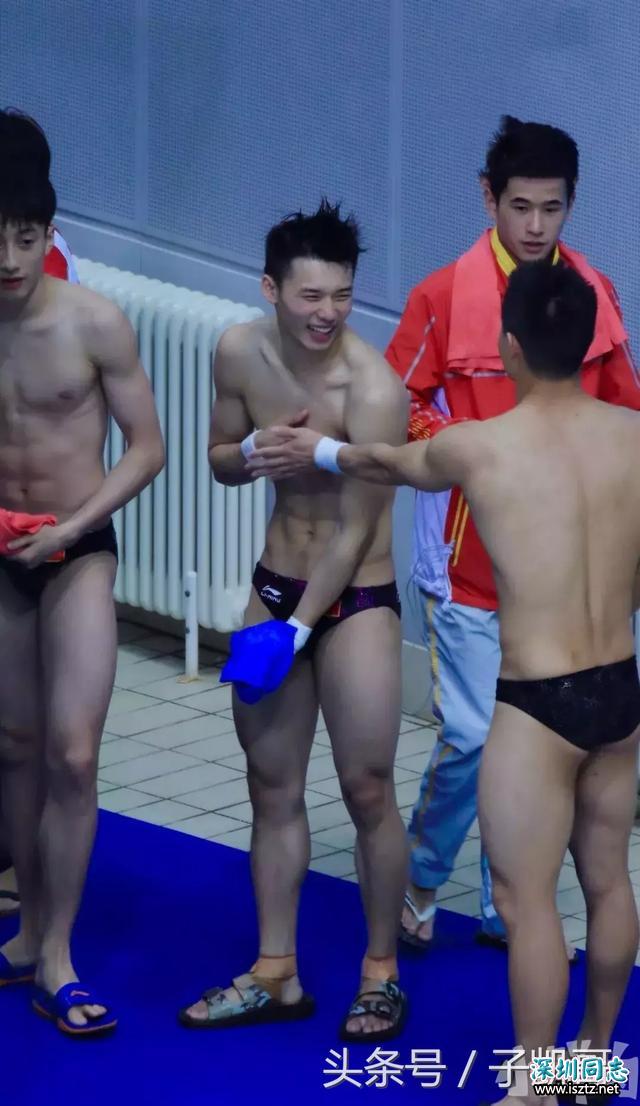 高清特写陈艾森跳水瞬间,瞬间懂包哥这个称呼是怎么来的 高清特写陈艾森跳水瞬间,瞬间懂包哥这个称呼是怎么来的