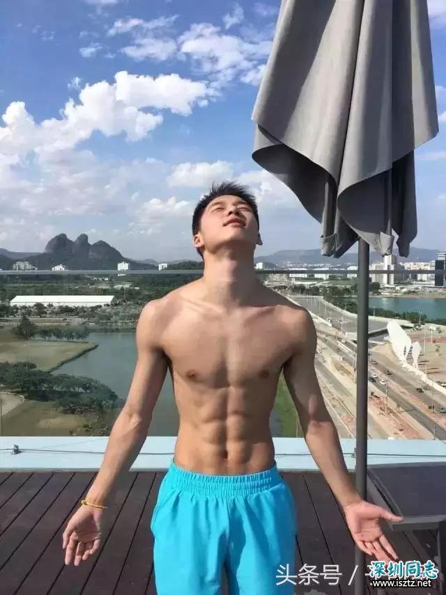 高清特写陈艾森跳水瞬间,瞬间懂包哥这个称呼是怎么来的 高清特写陈艾森跳水瞬间,瞬间懂包哥这个称呼是怎么来的