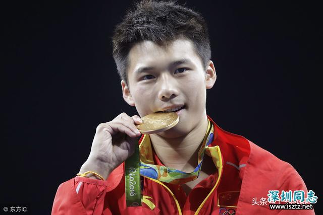 高清特写陈艾森跳水瞬间,瞬间懂包哥这个称呼是怎么来的 高清特写陈艾森跳水瞬间,瞬间懂包哥这个称呼是怎么来的