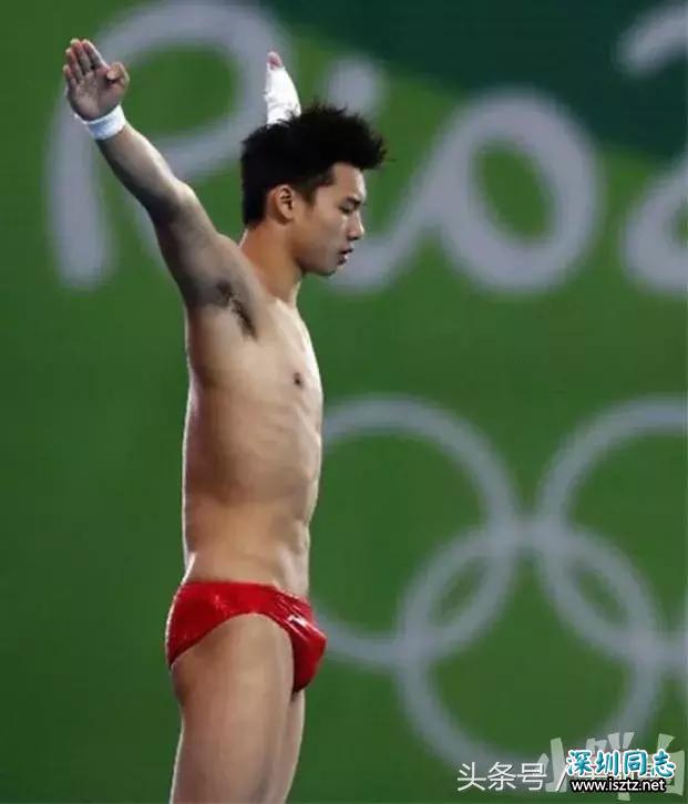 高清特写陈艾森跳水瞬间,瞬间懂包哥这个称呼是怎么来的 高清特写陈艾森跳水瞬间,瞬间懂包哥这个称呼是怎么来的