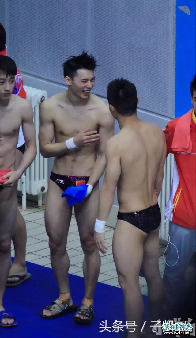 高清特写陈艾森跳水瞬间,瞬间懂包哥这个称呼是怎么来的 高清特写陈艾森跳水瞬间,瞬间懂包哥这个称呼是怎么来的