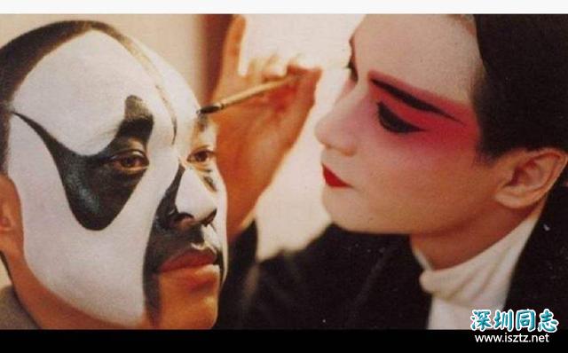 美国有《断背山》泰国有《暹罗之恋》而我们中国有近乎完美的它 美国有《断背山》泰国有《暹罗之恋》而我们中国有近乎完美的它