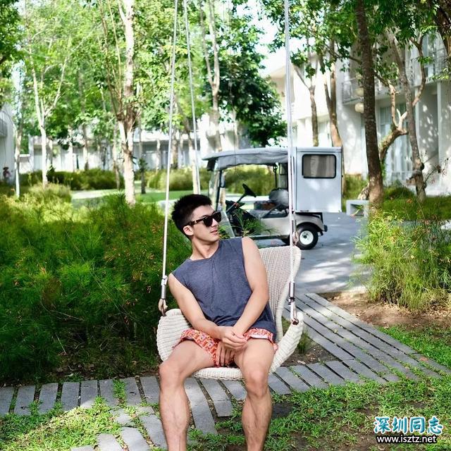 泰国网红男孩Iknotus 出家做和尚了,他的老婆们哭瞎! 泰国网红男孩Iknotus 出家做和尚了,他的老婆们哭瞎!