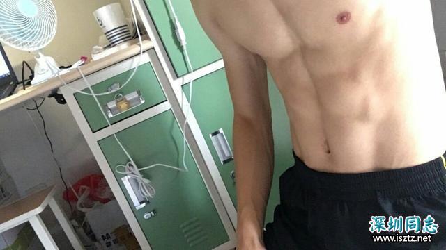 排骨男健身2年从90斤长到135斤,从自卑走向自信他是怎么做到的? 排骨男健身2年从90斤长到135斤,从自卑走向自信他是怎么做到的?