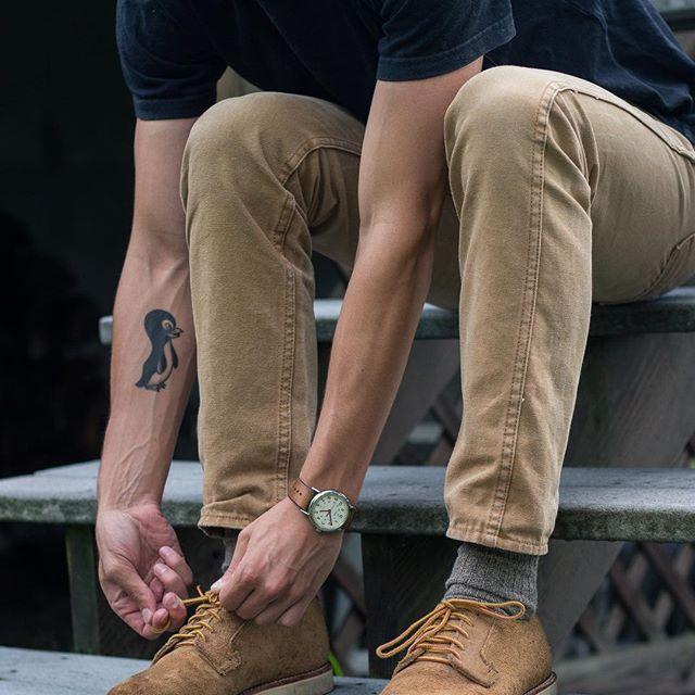 秋冬的马丁靴皮鞋就这么搭配,英伦风格穿上去精神吸引眼球 秋冬的马丁靴皮鞋就这么搭配,英伦风格穿上去精神吸引眼球