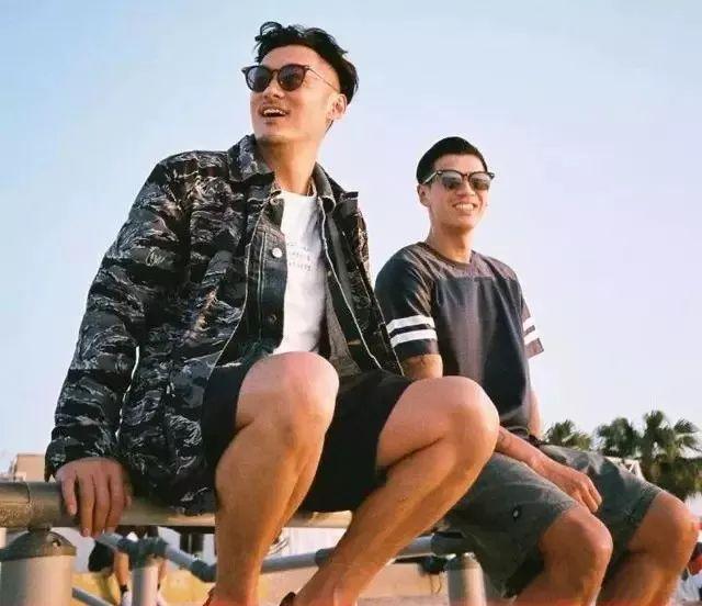 男生秋冬发型,卷发你能驾驭吗? 男生秋冬发型,卷发你能驾驭吗?